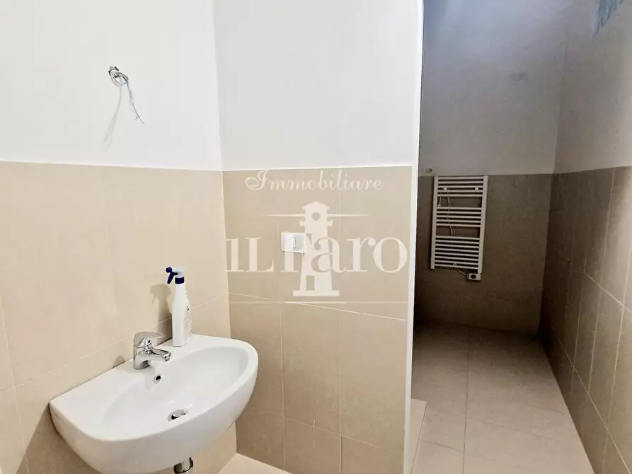 Immagine 20 di Appartamento in vendita  a Campi Bisenzio