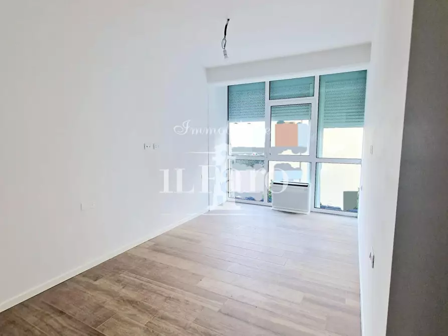 Immagine 19 di Appartamento in vendita  a Campi Bisenzio