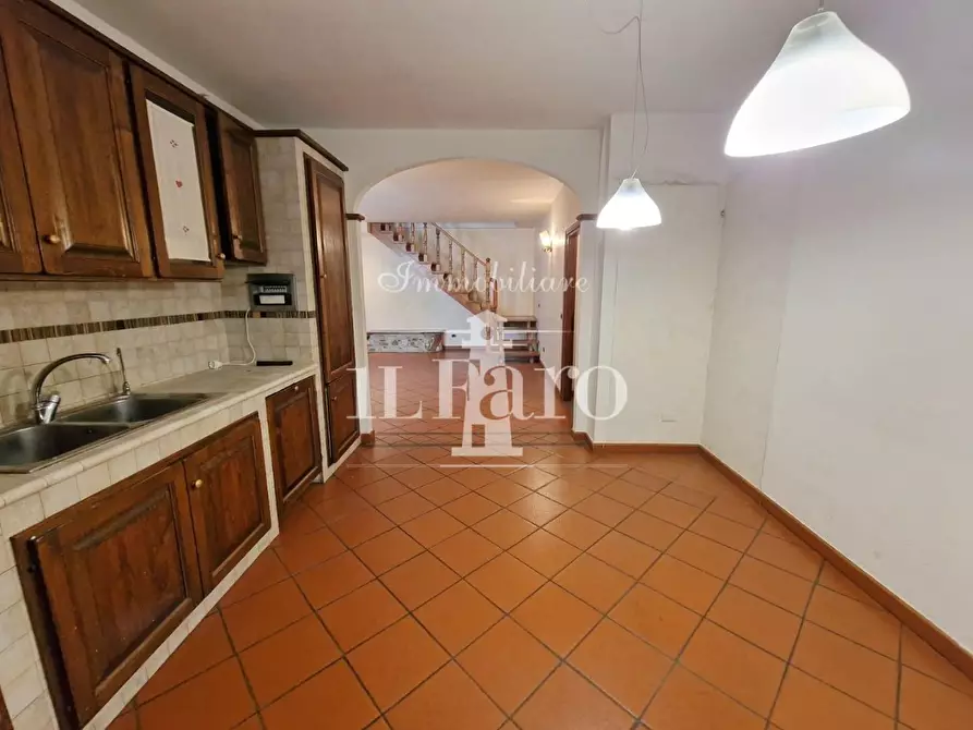 Immagine 14 di Appartamento in vendita  a Signa