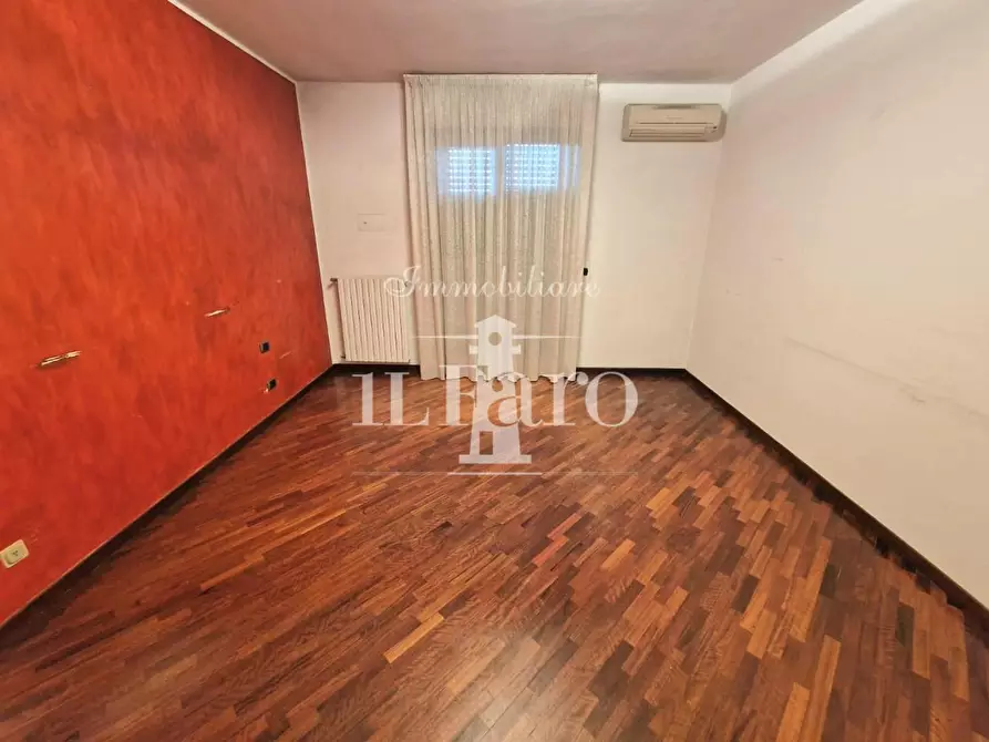 Immagine 18 di Appartamento in vendita  a Signa