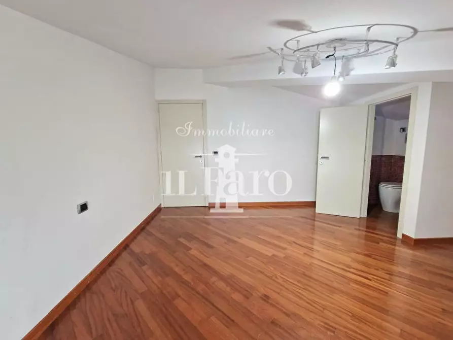 Immagine 38 di Appartamento in vendita  a Signa