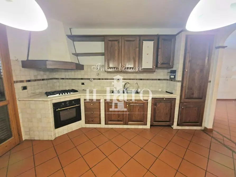 Immagine 12 di Appartamento in vendita  a Signa