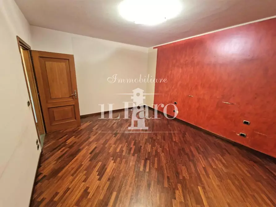 Immagine 16 di Appartamento in vendita  a Signa