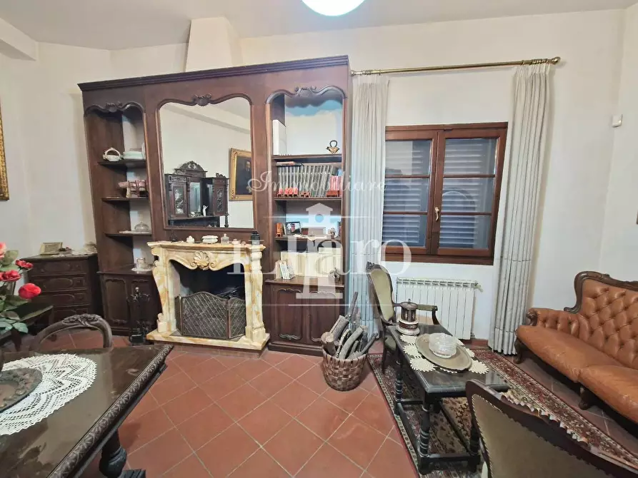 Immagine 8 di Terratetto in vendita  a Campi Bisenzio