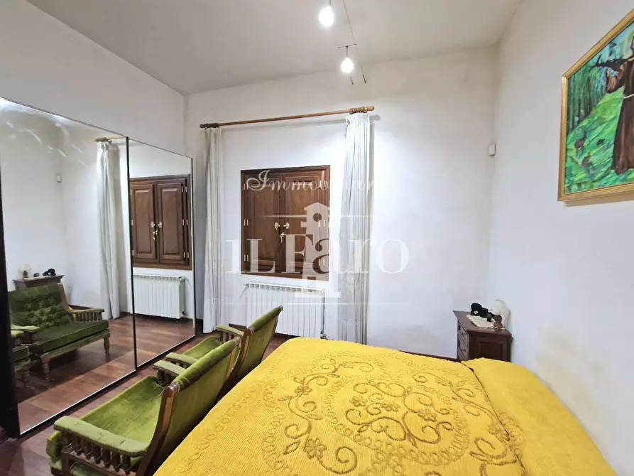 Immagine 25 di Terratetto in vendita  a Campi Bisenzio