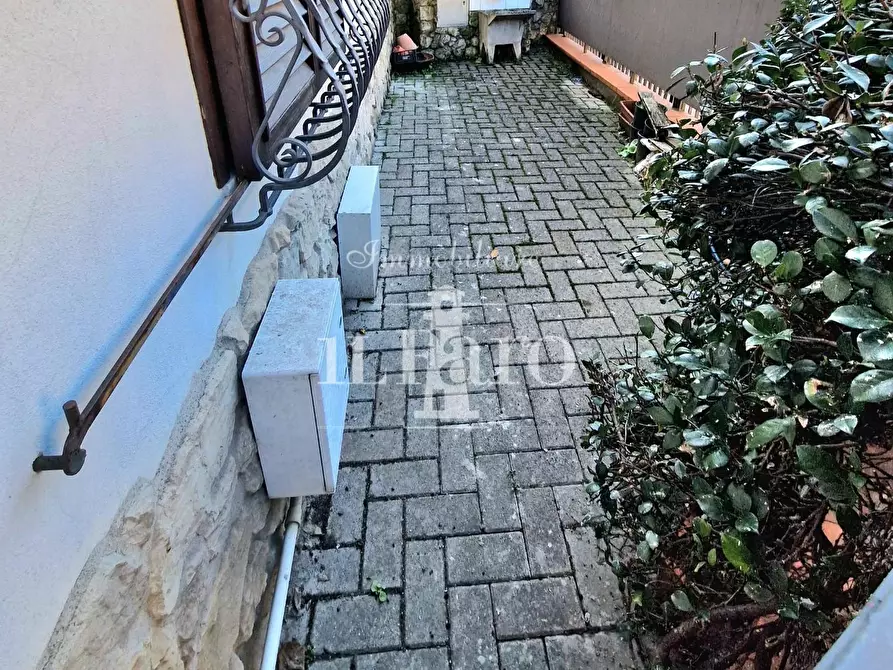 Immagine 6 di Terratetto in vendita  a Campi Bisenzio