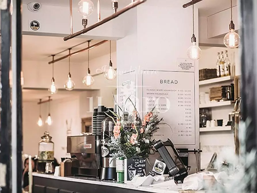 Immagine 1 di Bar / Ristorante in vendita  a Campi Bisenzio