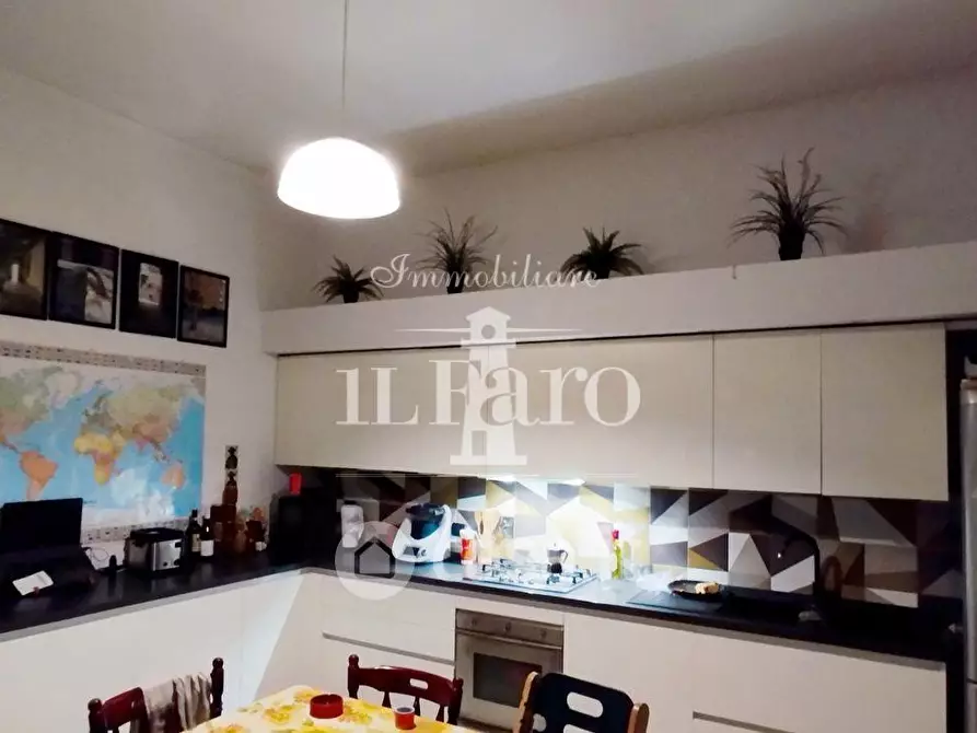 Immagine 5 di Villetta a schiera in vendita  a Campi Bisenzio