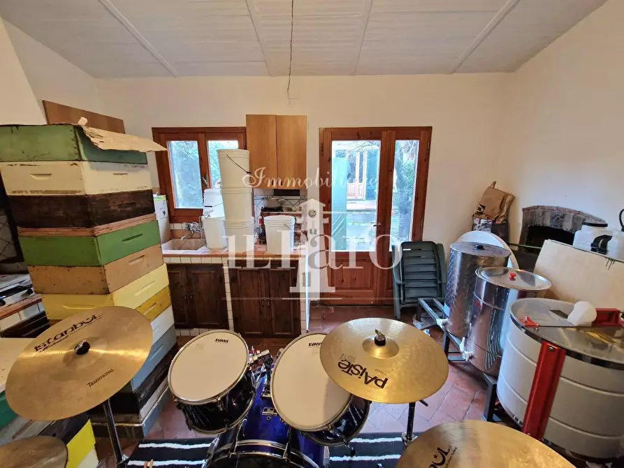 Immagine 28 di Villetta a schiera in vendita  a Campi Bisenzio