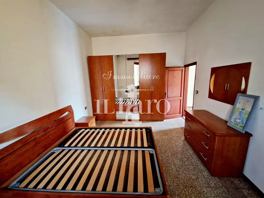 Immagine 13 di Terratetto in vendita  a Campi Bisenzio