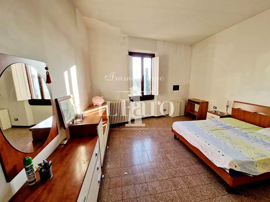 Immagine 8 di Terratetto in vendita  a Campi Bisenzio