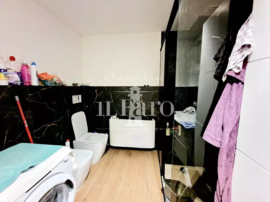 Immagine 11 di Terratetto in vendita  a Campi Bisenzio