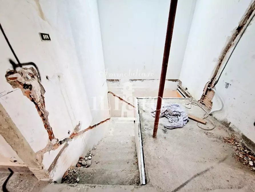 Immagine 15 di Terratetto in vendita  a Campi Bisenzio