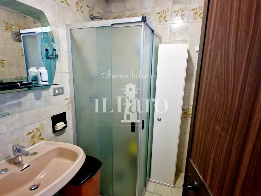 Immagine 47 di Terratetto in vendita  a Campi Bisenzio