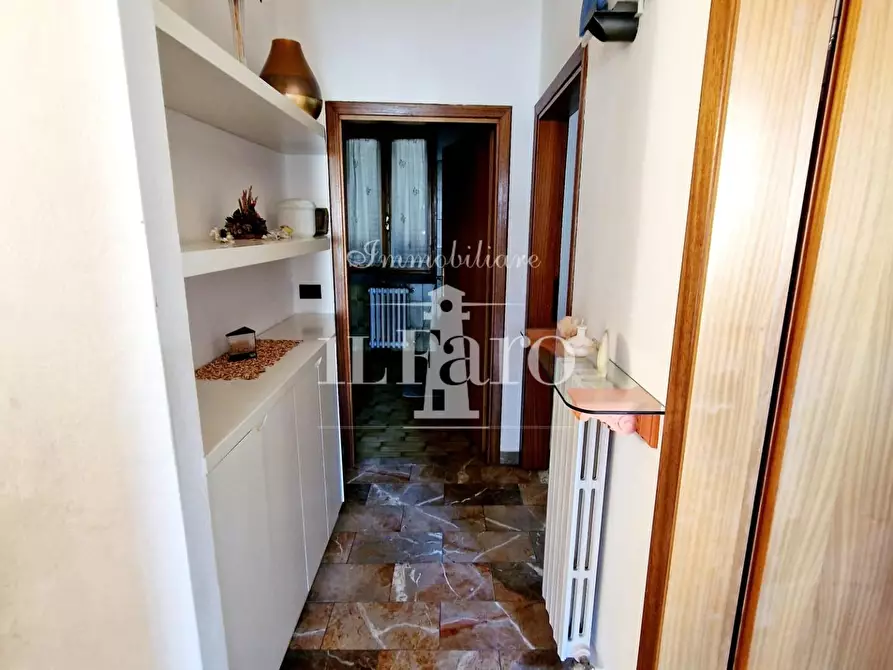 Immagine 21 di Terratetto in vendita  a Campi Bisenzio