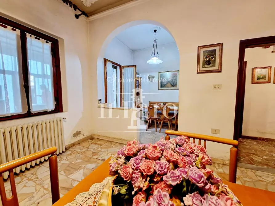 Immagine 13 di Terratetto in vendita  a Campi Bisenzio