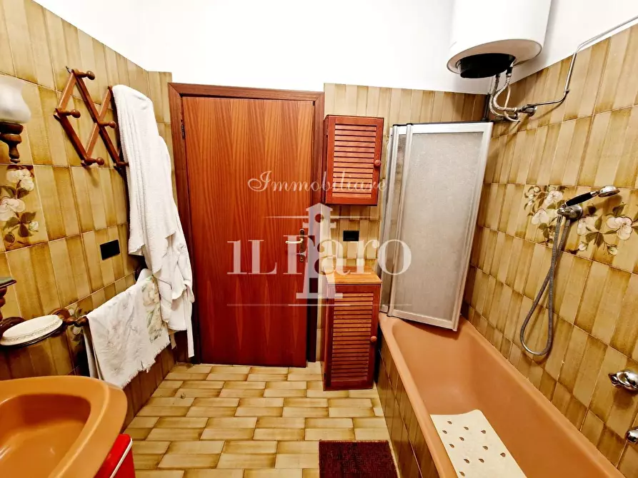 Immagine 48 di Terratetto in vendita  a Campi Bisenzio