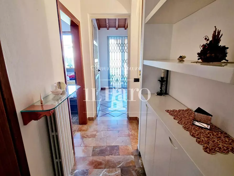 Immagine 23 di Terratetto in vendita  a Campi Bisenzio