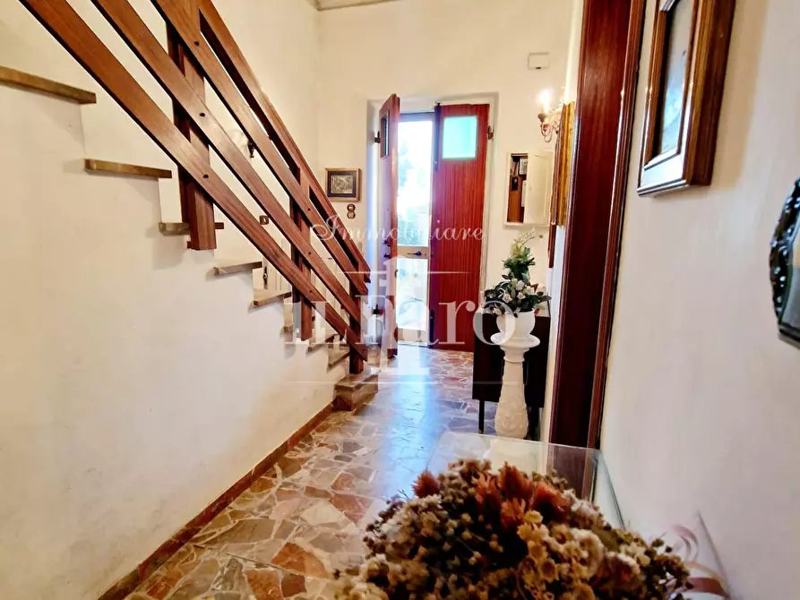 Immagine 9 di Terratetto in vendita  a Campi Bisenzio