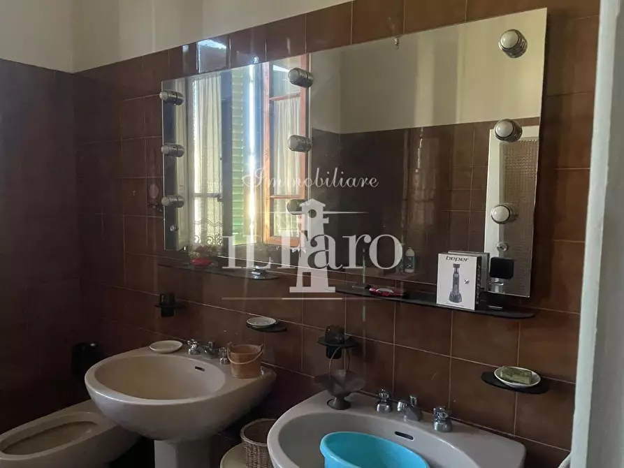 Immagine 24 di Terratetto in vendita  a Campi Bisenzio