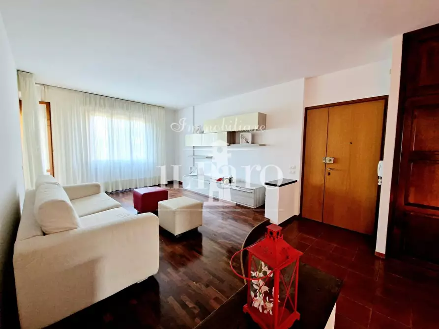 Immagine 1 di Appartamento in vendita  a Signa