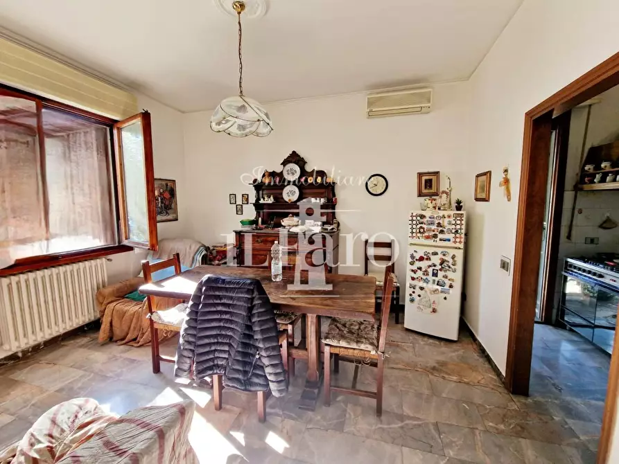 Immagine 19 di Terratetto in vendita  a Campi Bisenzio