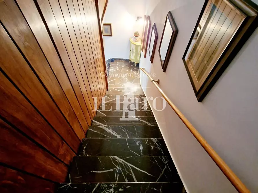 Immagine 41 di Terratetto in vendita  a Campi Bisenzio