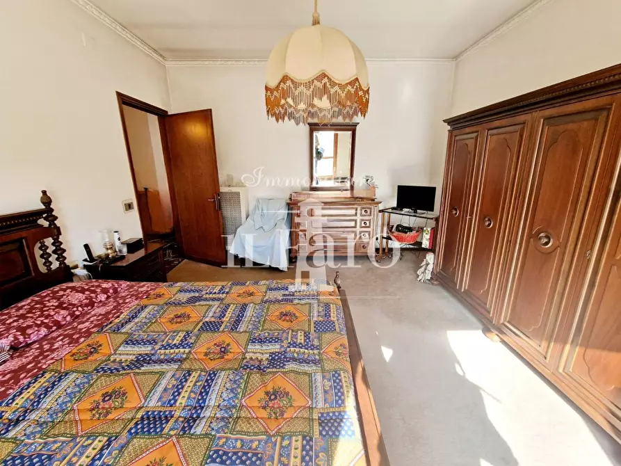 Immagine 28 di Terratetto in vendita  a Campi Bisenzio