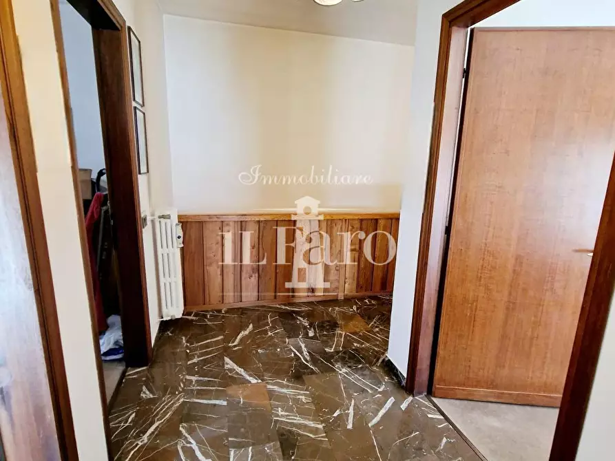 Immagine 43 di Terratetto in vendita  a Campi Bisenzio