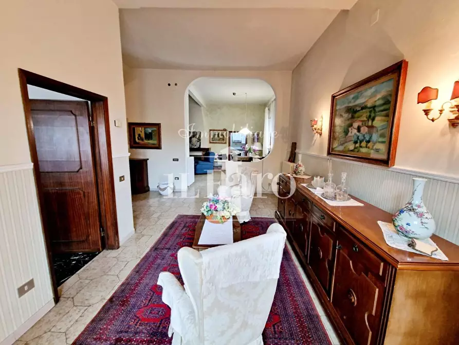 Immagine 16 di Terratetto in vendita  a Prato