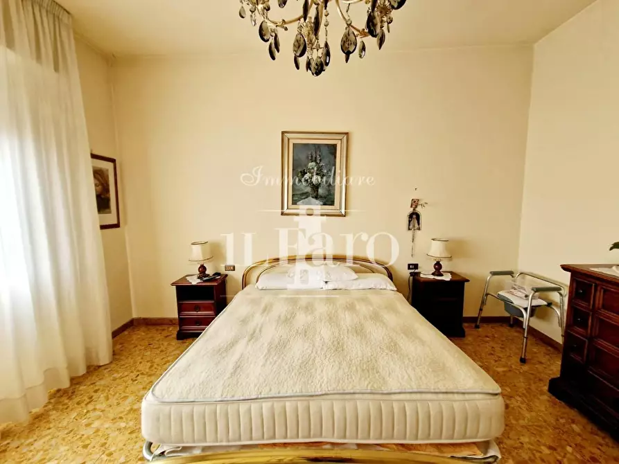 Immagine 28 di Terratetto in vendita  a Prato