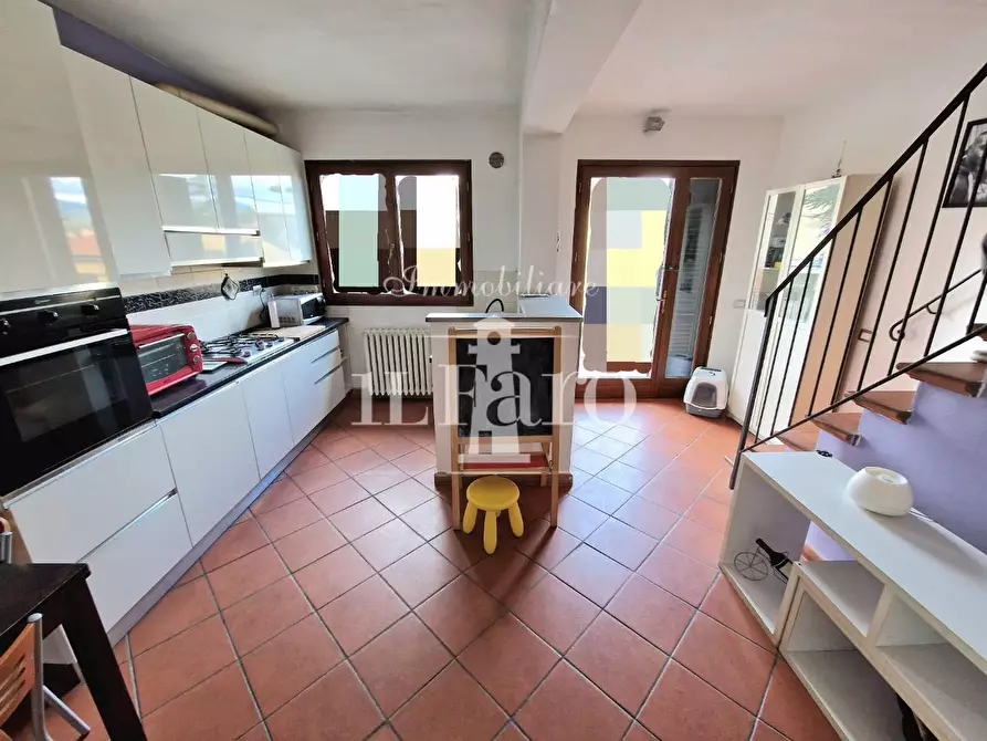 Immagine 1 di Appartamento in vendita  a Signa