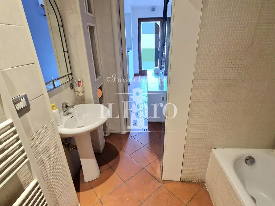 Immagine 8 di Appartamento in vendita  a Signa