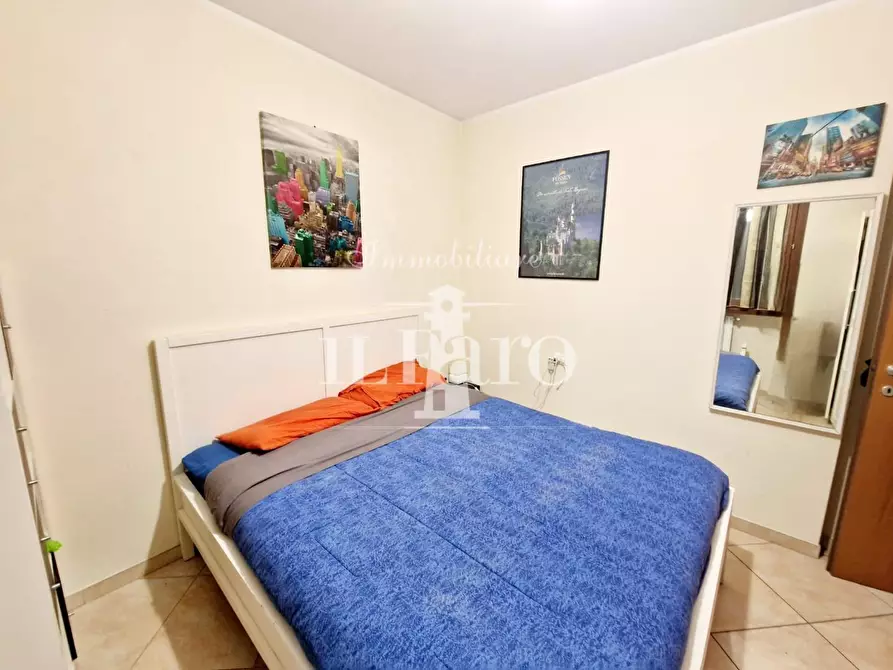 Immagine 16 di Appartamento in vendita  a Campi Bisenzio