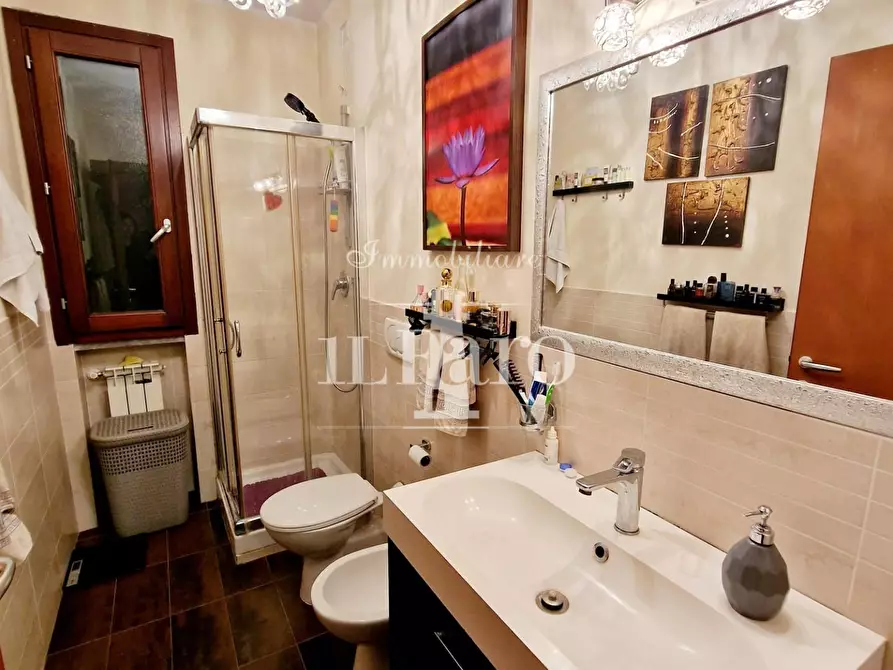 Immagine 21 di Appartamento in vendita  a Campi Bisenzio