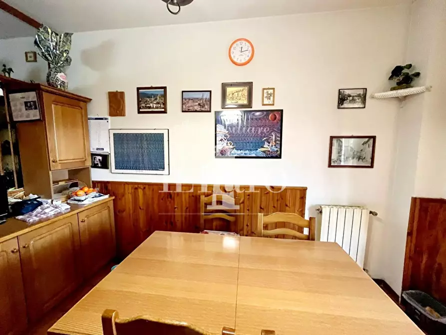 Immagine 10 di Appartamento in vendita  a Signa