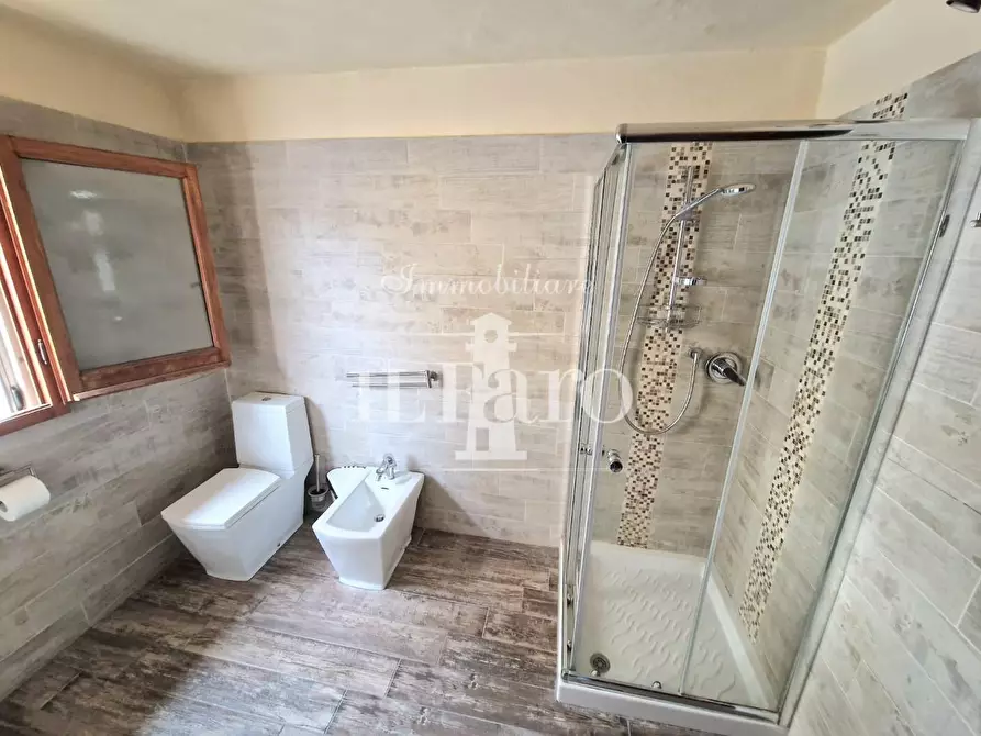 Immagine 27 di Terratetto in vendita  a Campi Bisenzio