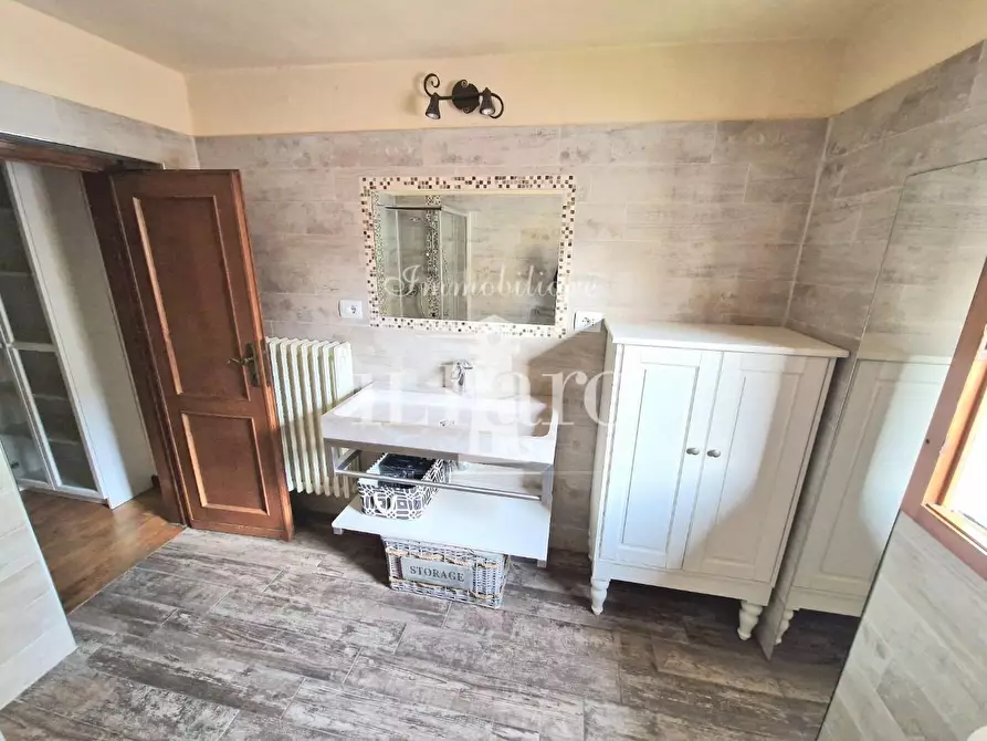 Immagine 25 di Terratetto in vendita  a Campi Bisenzio