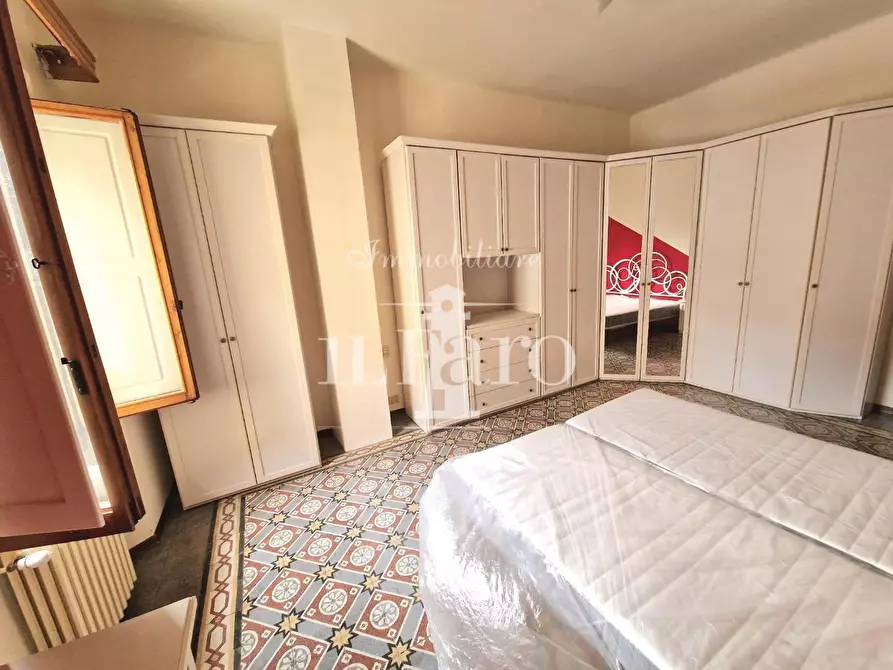 Immagine 30 di Terratetto in vendita  a Campi Bisenzio