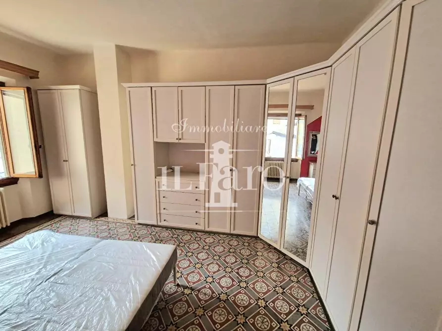 Immagine 31 di Terratetto in vendita  a Campi Bisenzio