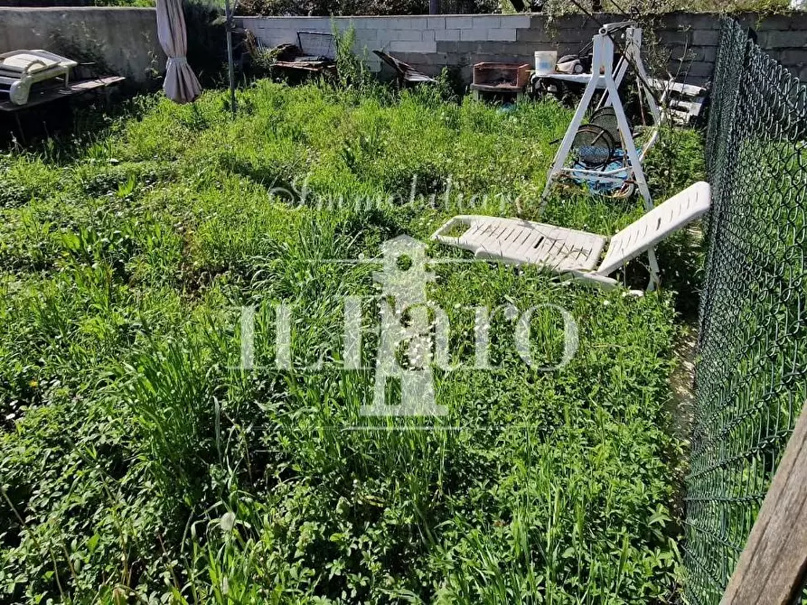 Immagine 2 di Appartamento in vendita  a Signa