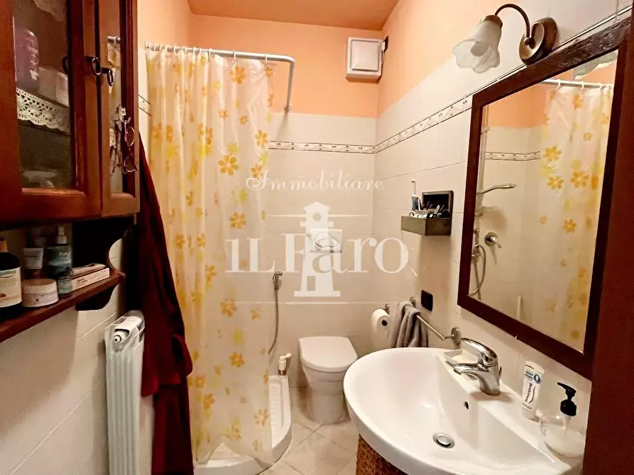 Immagine 16 di Appartamento in vendita  a Signa