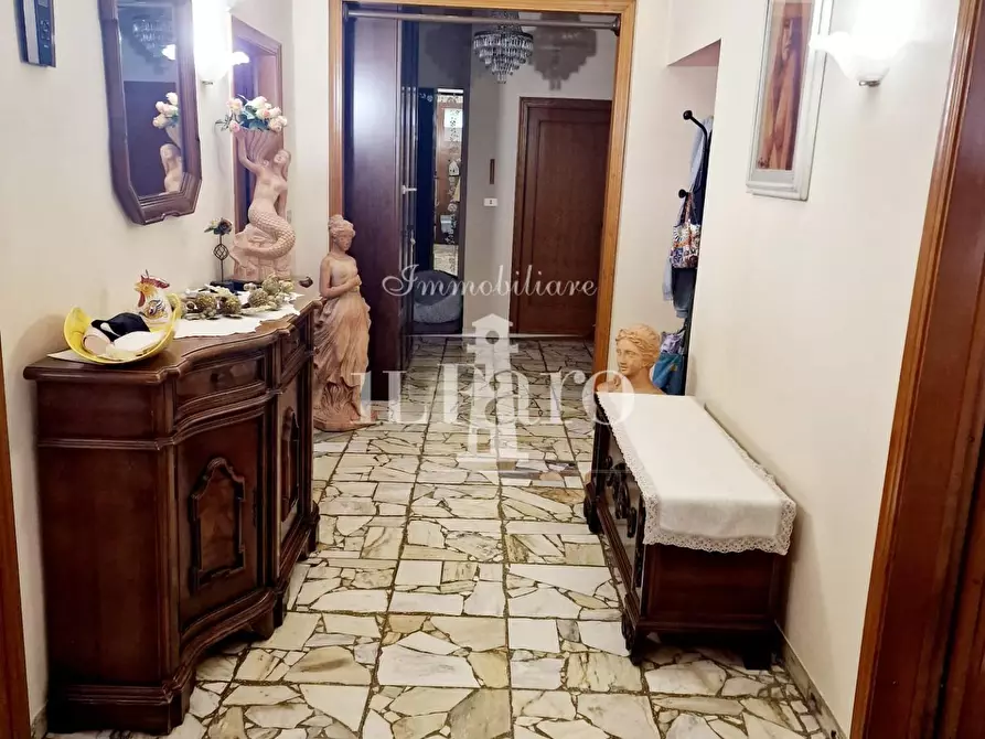 Immagine 22 di Casa indipendente in vendita  a Campi Bisenzio