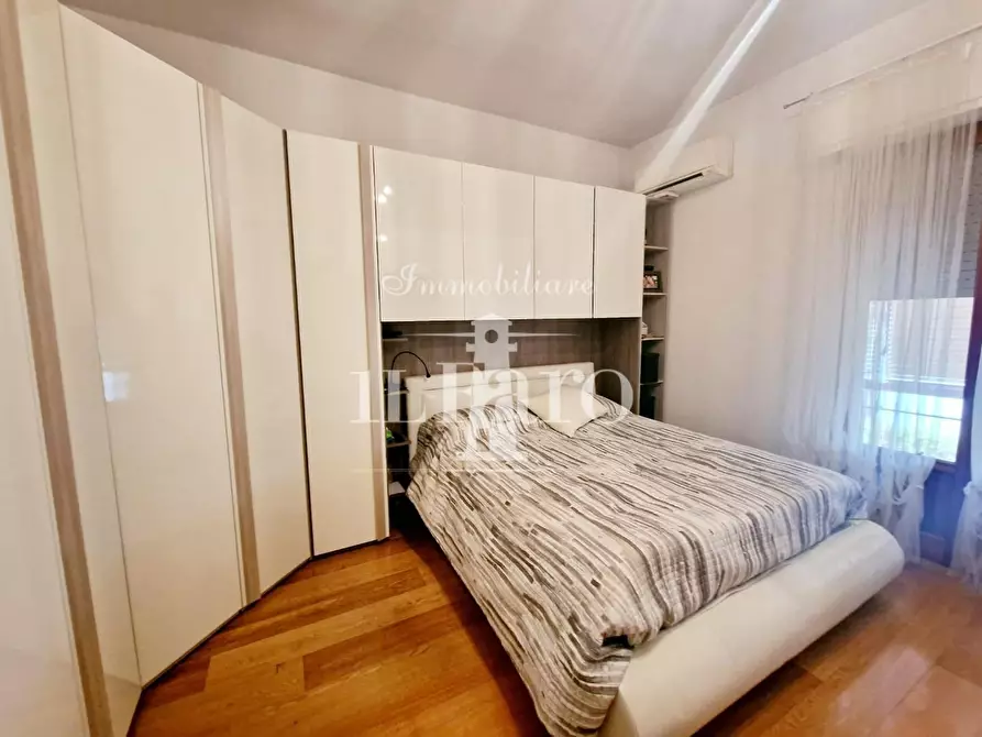 Immagine 29 di Casa indipendente in vendita  a Campi Bisenzio