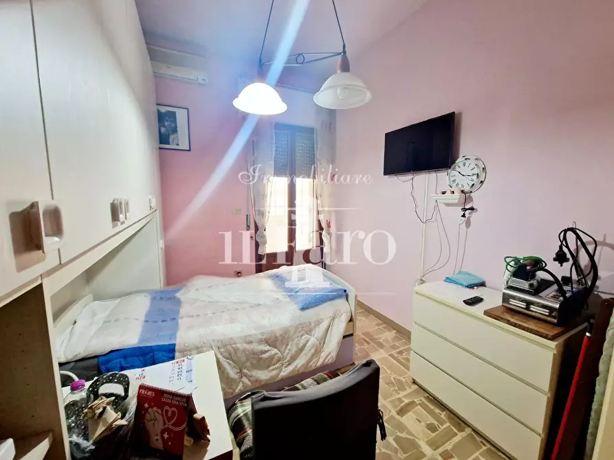 Immagine 26 di Casa indipendente in vendita  a Campi Bisenzio