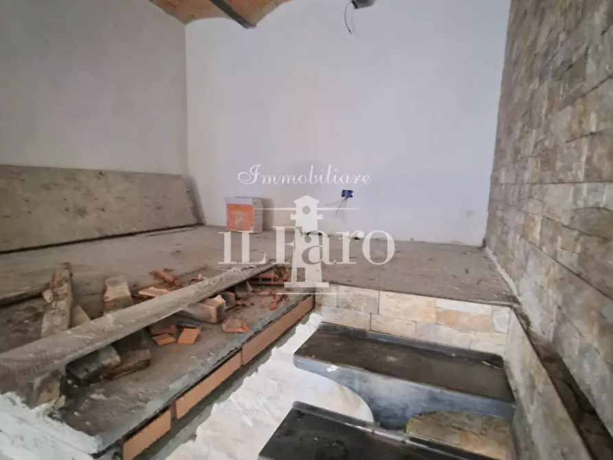 Immagine 5 di Appartamento in vendita  a Signa