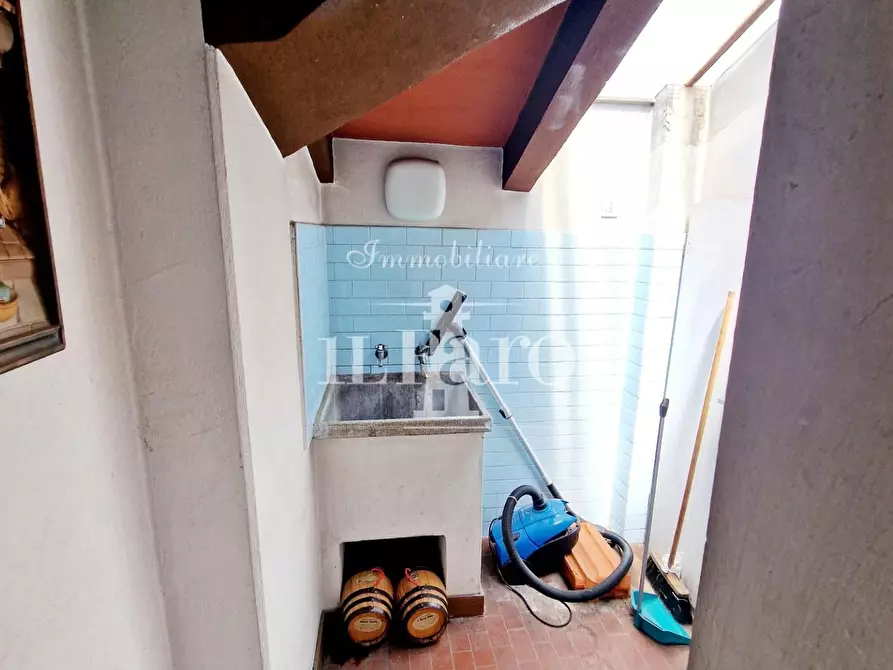 Immagine 41 di Appartamento in vendita  a Sesto Fiorentino