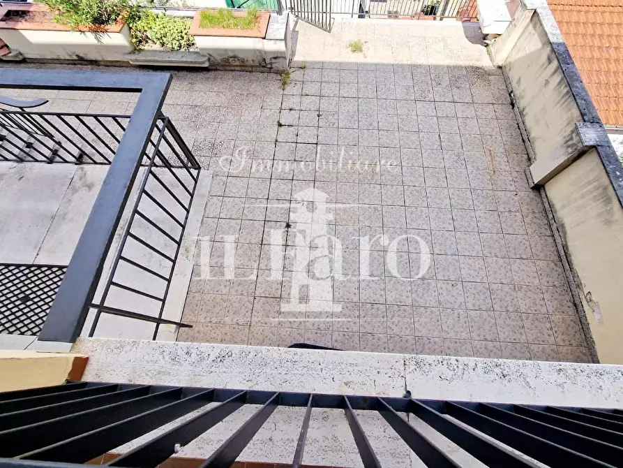 Immagine 6 di Appartamento in vendita  a Sesto Fiorentino