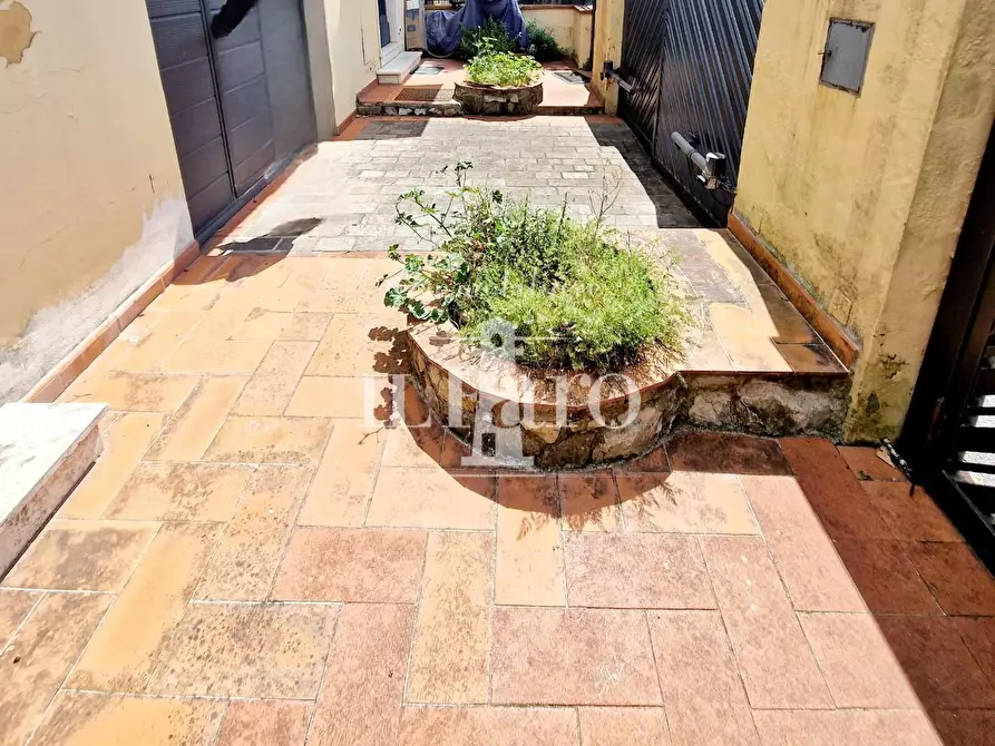 Immagine 4 di Appartamento in vendita  a Sesto Fiorentino