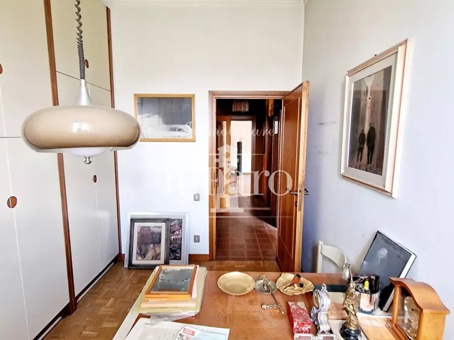 Immagine 33 di Appartamento in vendita  a Sesto Fiorentino